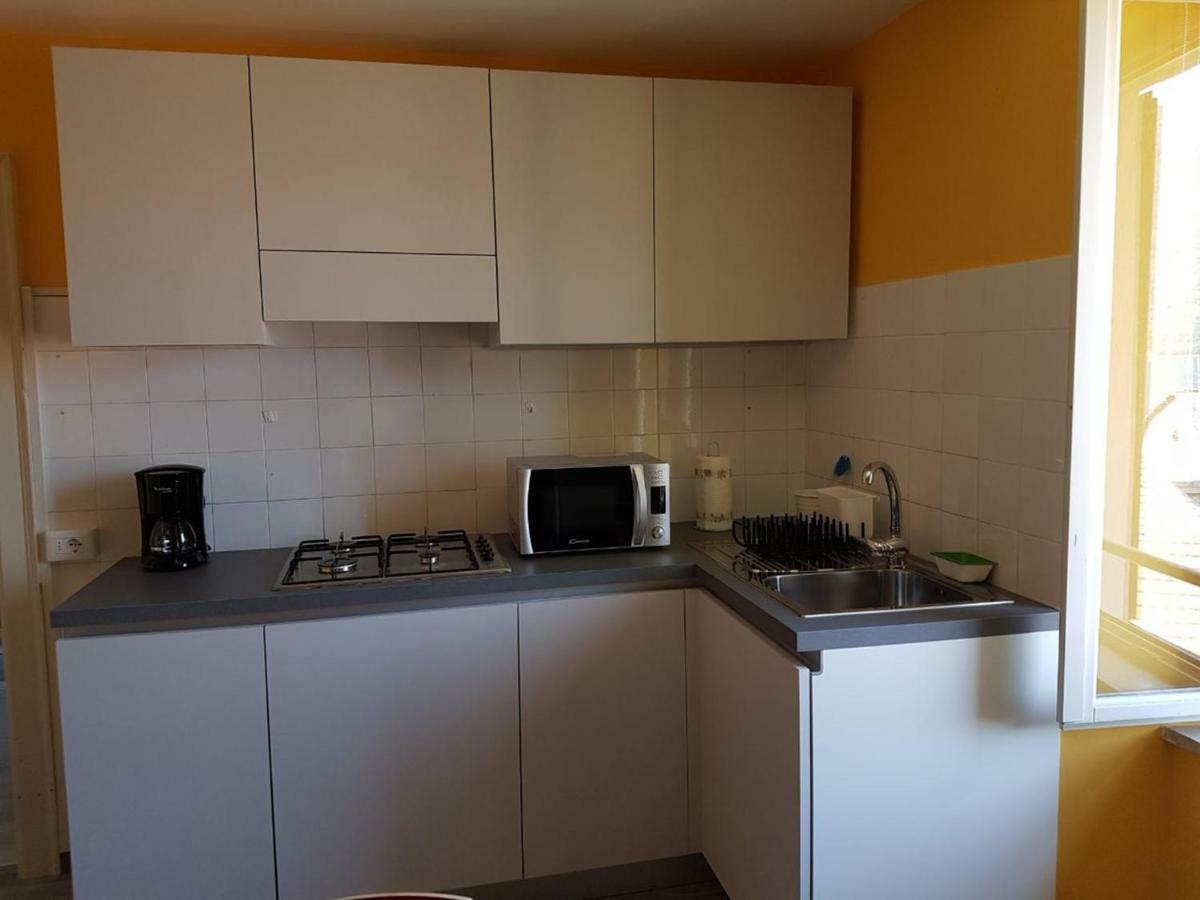 Casa Muffin Apartment กันโนบีโอ ภายนอก รูปภาพ